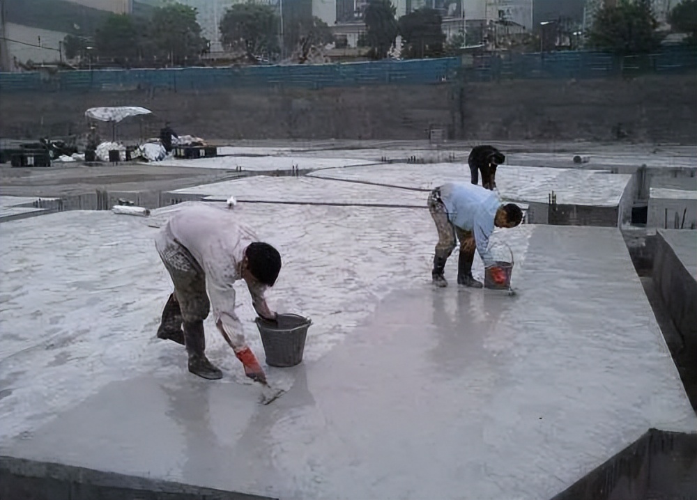 雨天樓頂漏水怎么修復？掌握這些技巧就行了！